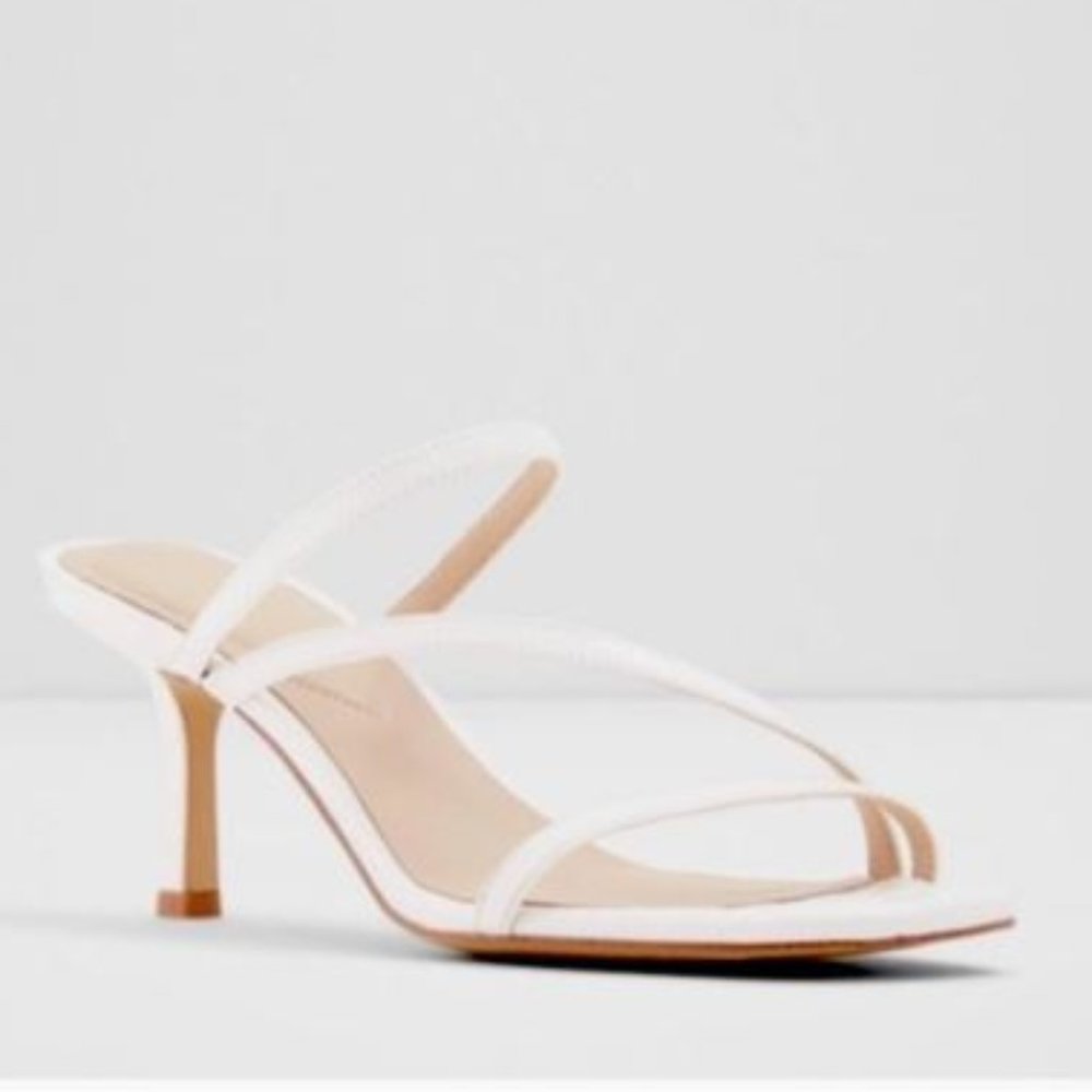 ALDO Kaeidia White Strappy Sandals Size 8